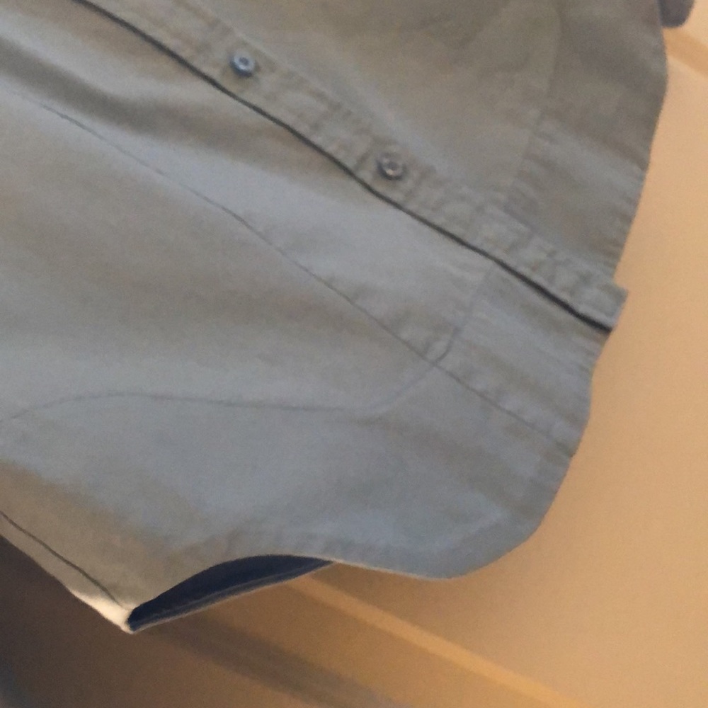 Calvin Klein button down shirt - Picture 6 of 9